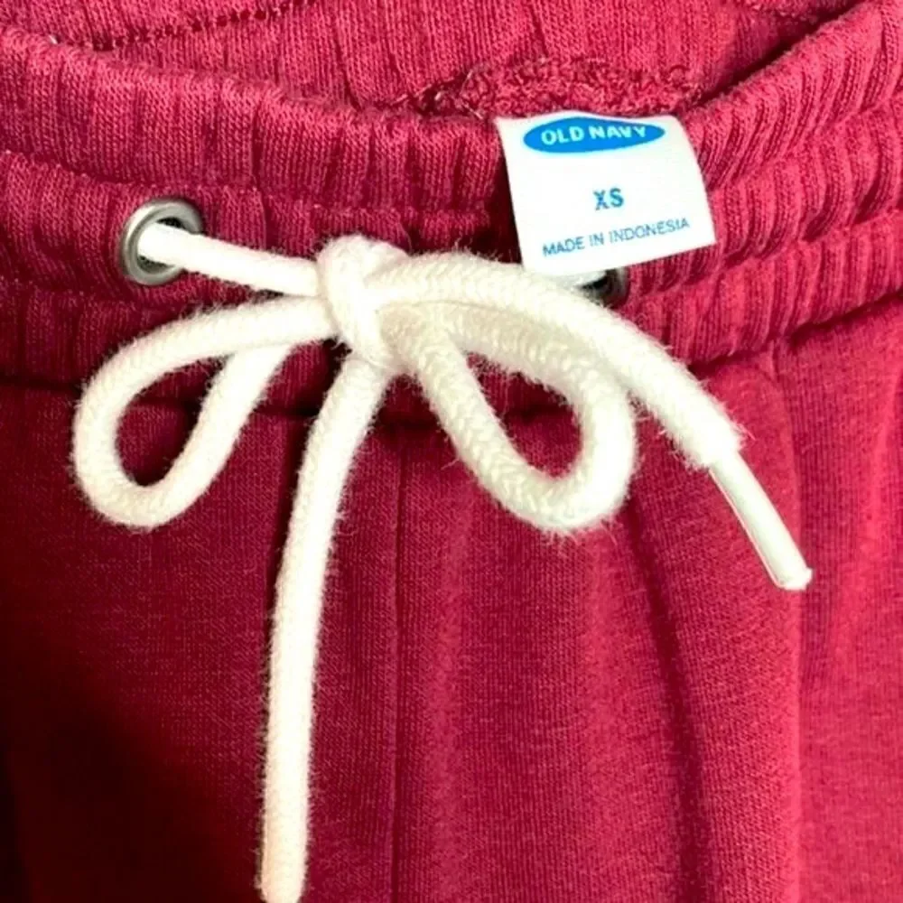 Old Navy Cotton Burgundy Sweat Pants Woman’s Size XS